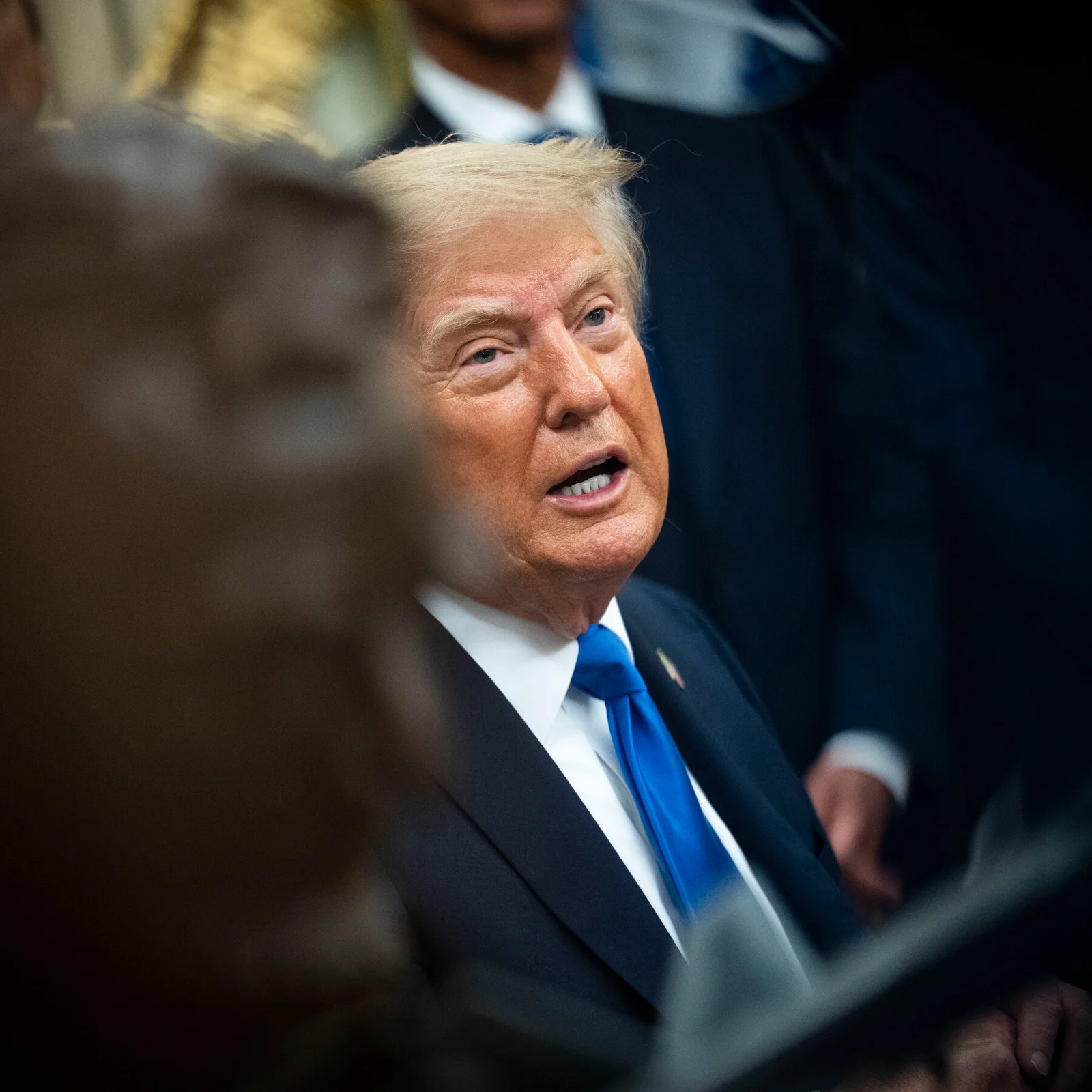 Trump, Faiz İndirilmezse Ticaretle Tehdit Ediyor